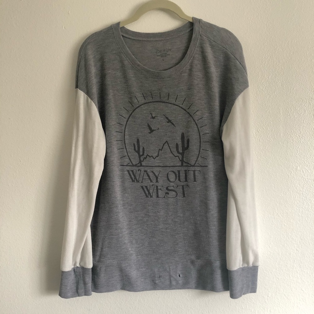 Long sleeve graphic lightweight sweater